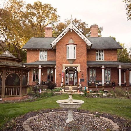 갈레나 The Steamboat House B&B 외부 사진