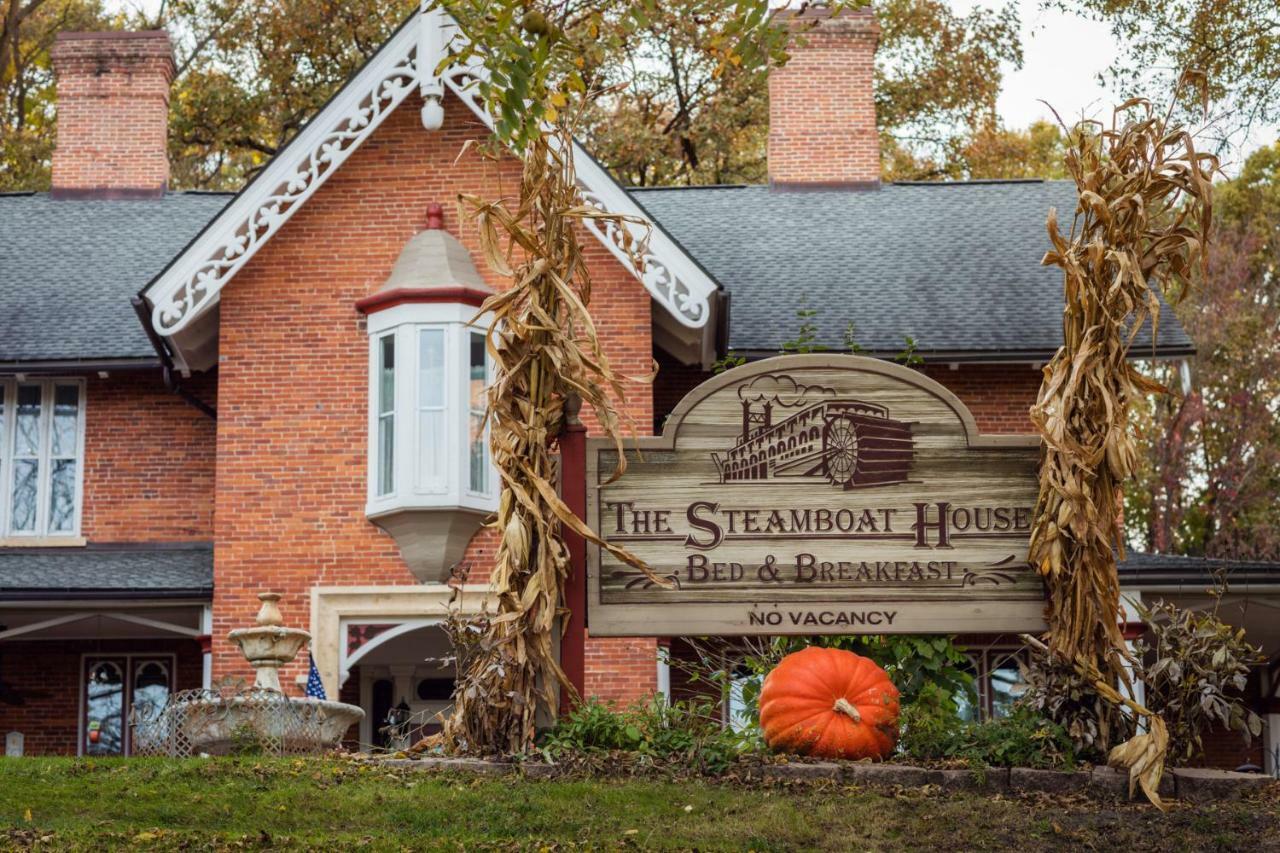갈레나 The Steamboat House B&B 외부 사진